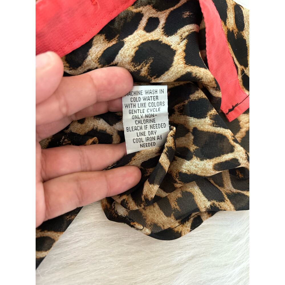 Ali & Kris Button Down Sleeveless Leopard Animal Print Sheer Blouse Size Small - Picture 11 of 11